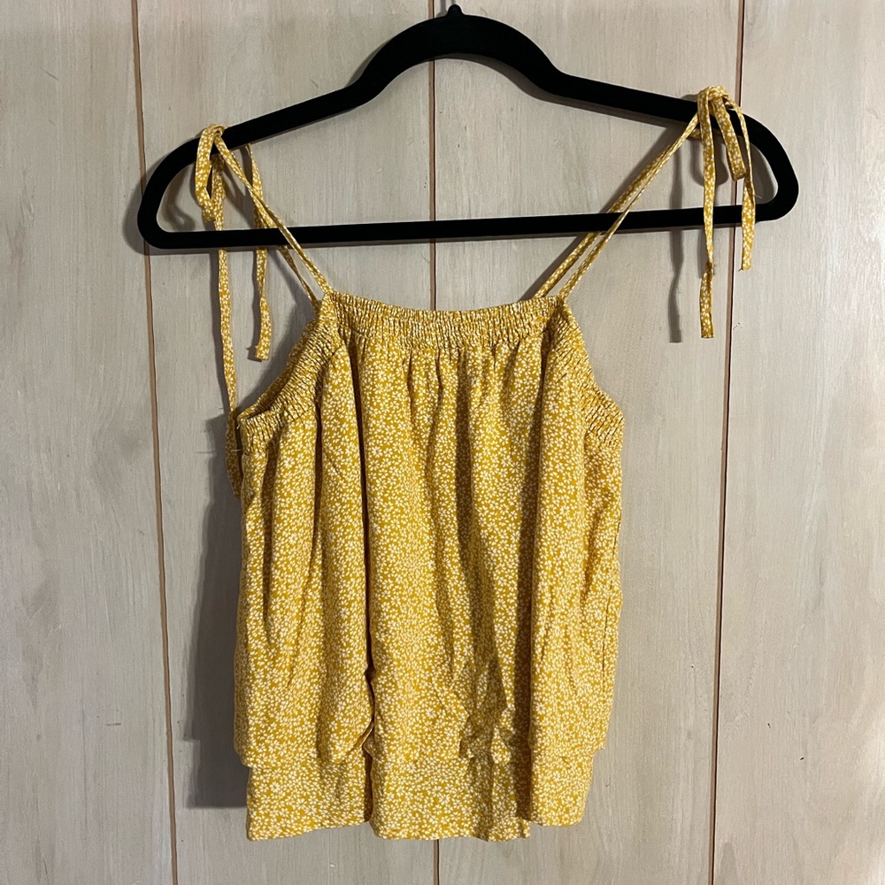 Hem & Thread tank
